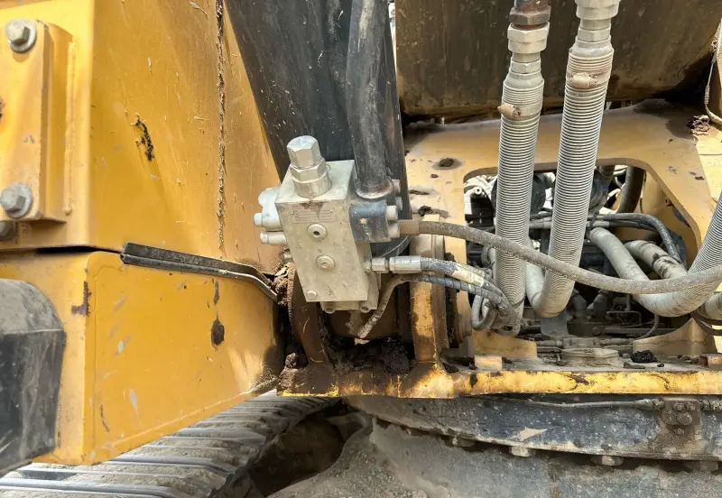 2017 John Deere 470G LC photo 40