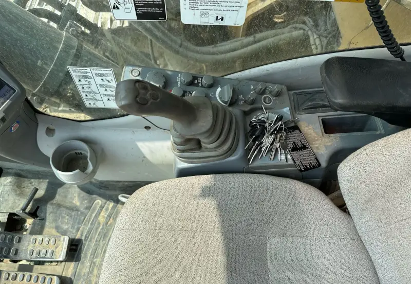 2017 John Deere 470G LC photo 73