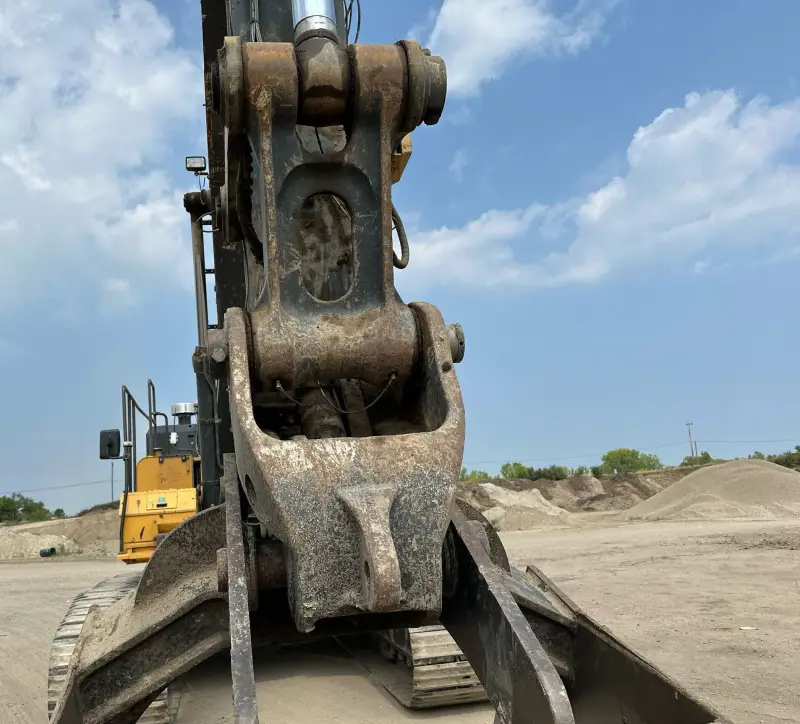 2017 John Deere 470G LC photo 22