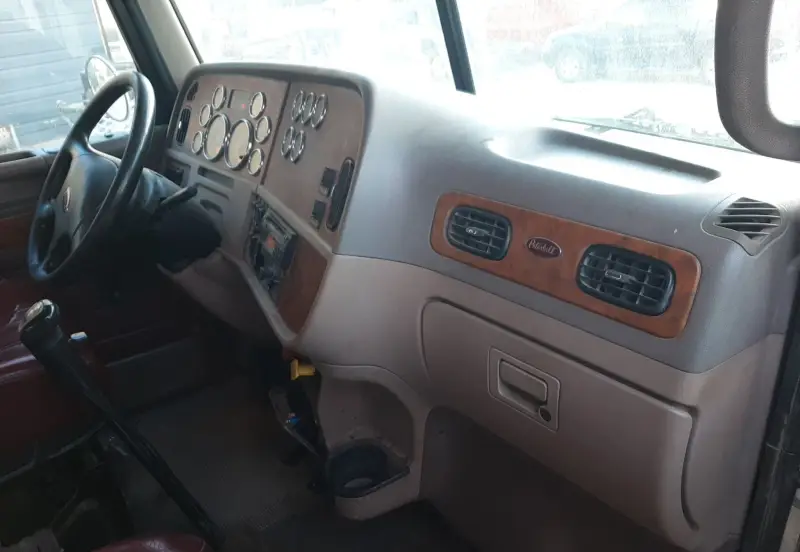 2006 Peterbilt photo 49