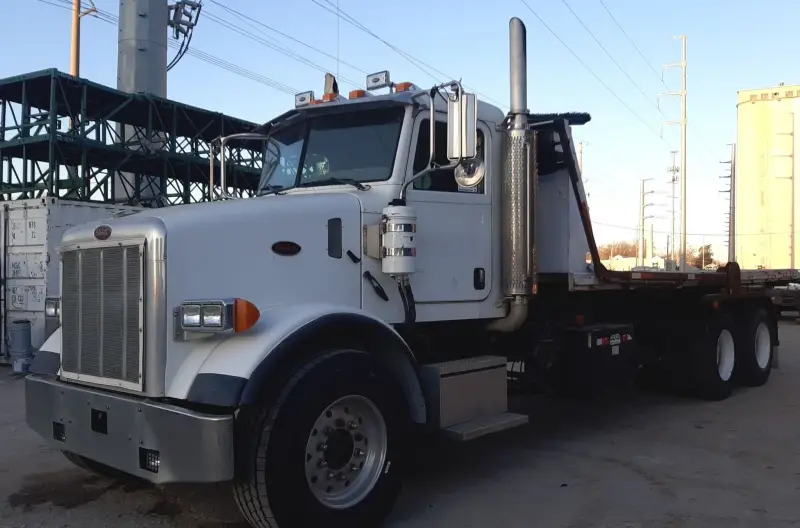 2006 Peterbilt photo 1