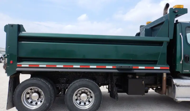2012 Freightliner Business Class M2 112 photo 17