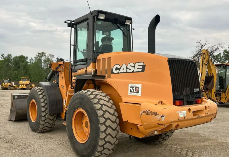 2007 Case 621D XT photo 7