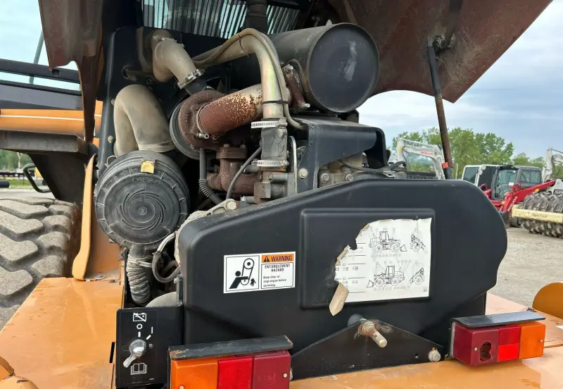 2007 Case 621D XT photo 56