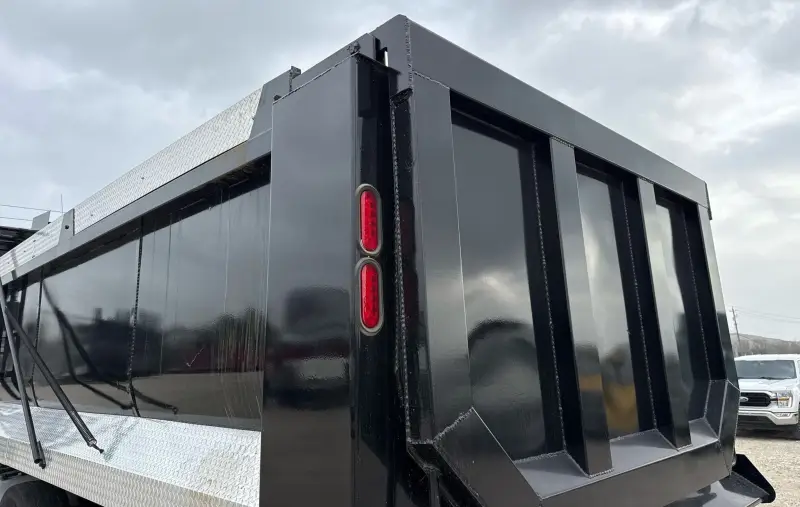 2019 Mack Anthem photo 24