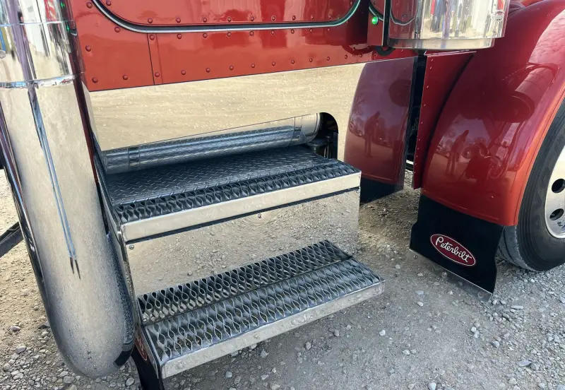 1990 Peterbilt 379 photo 22