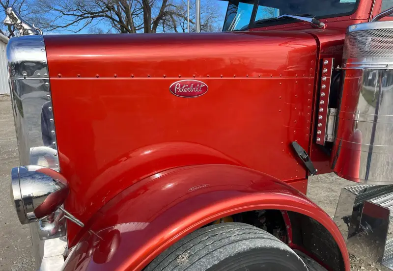 1990 Peterbilt 379 photo 14