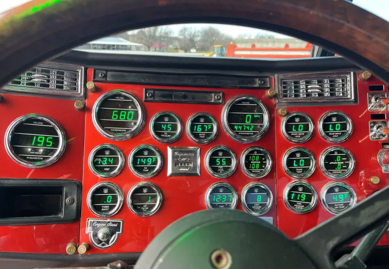 1990 Peterbilt 379 photo 69