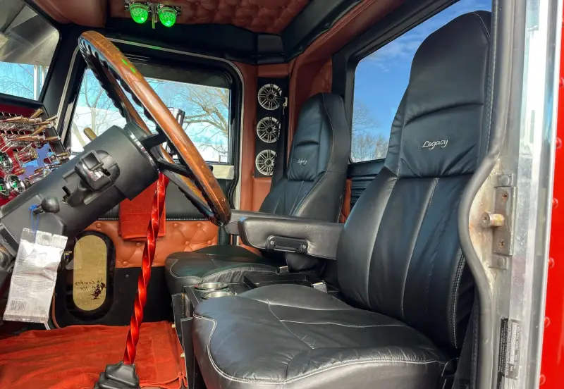 1990 Peterbilt 379 photo 63