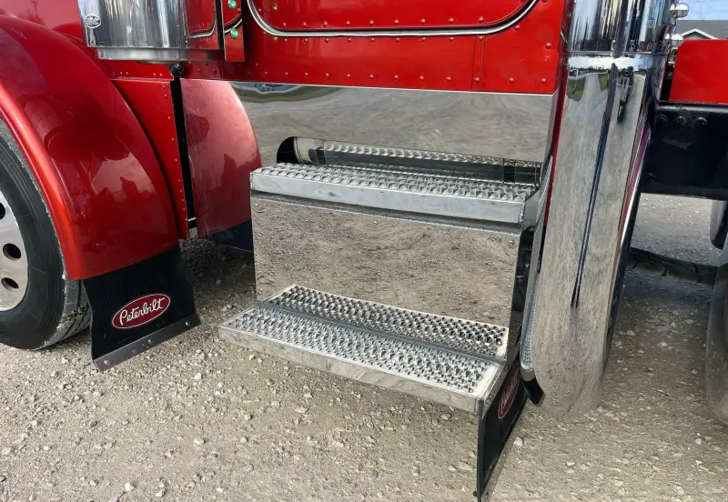 1990 Peterbilt 379 photo 11