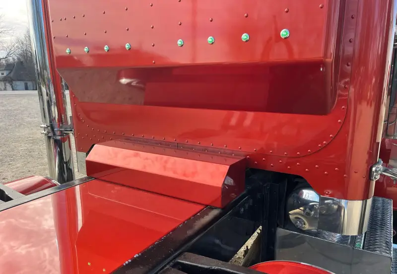 1990 Peterbilt 379 photo 25