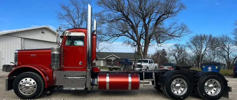 1990 Peterbilt 379 photo 8
