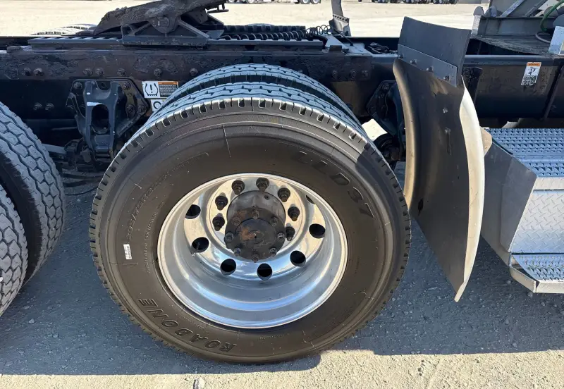 2018 Peterbilt 389 photo 98