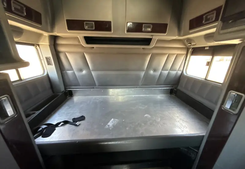 2018 Peterbilt 389 photo 55