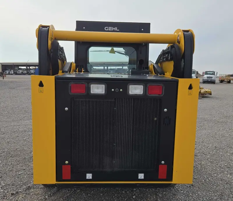 2023 Gehl VT320 photo 6