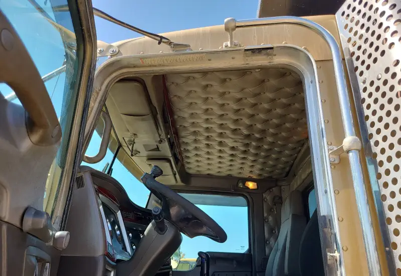 2008 Kenworth T800 photo 23