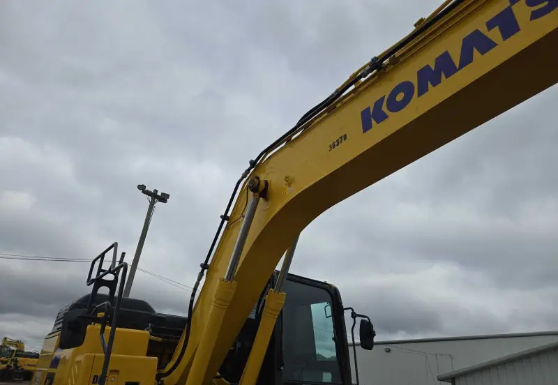 2023 Komatsu PC170LC-11 photo 25