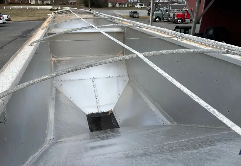 2024 Timpte Super Hopper photo 24