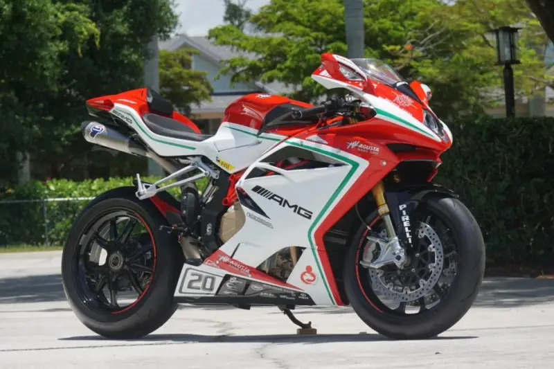 2015 MV Agusta F4 RC photo 11
