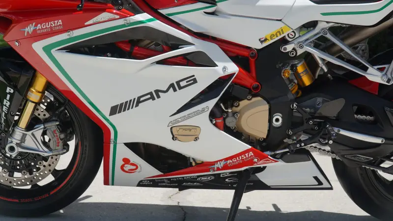 2015 MV Agusta F4 RC photo 28