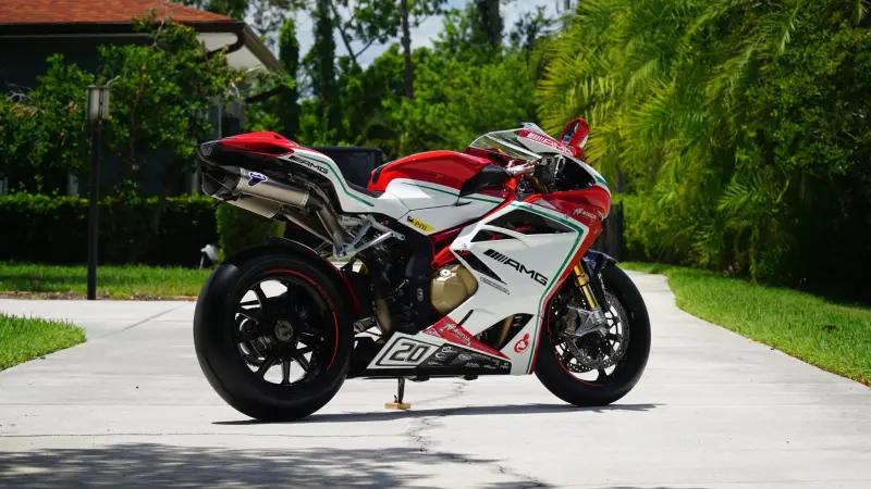 2015 MV Agusta F4 RC photo 24