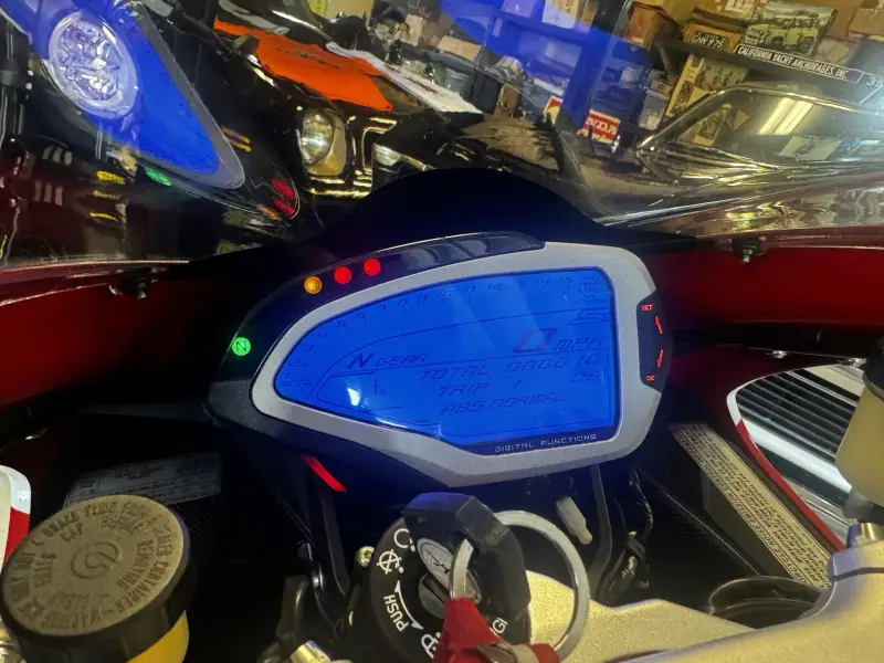 2015 MV Agusta F4 RC photo 16