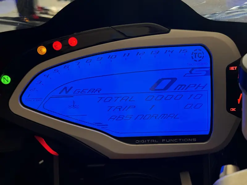 2015 MV Agusta F4 RC photo 12