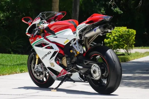 2015 MV Agusta F4 RC photo 9