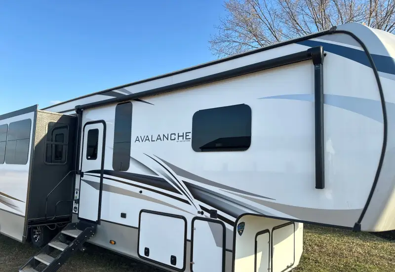 2023 Keystone Avalanche photo 21