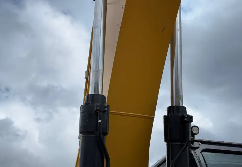2018 Caterpillar 349FL photo 40