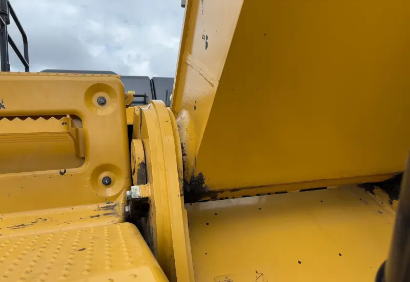 2018 Caterpillar 349FL photo 13