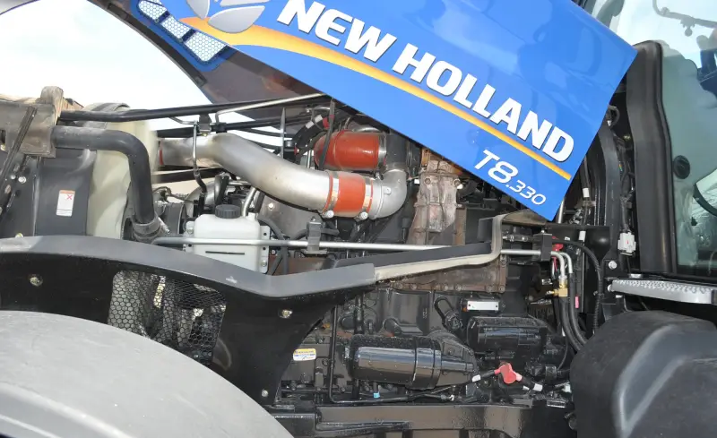 2012 New Holland T8.330 photo 29