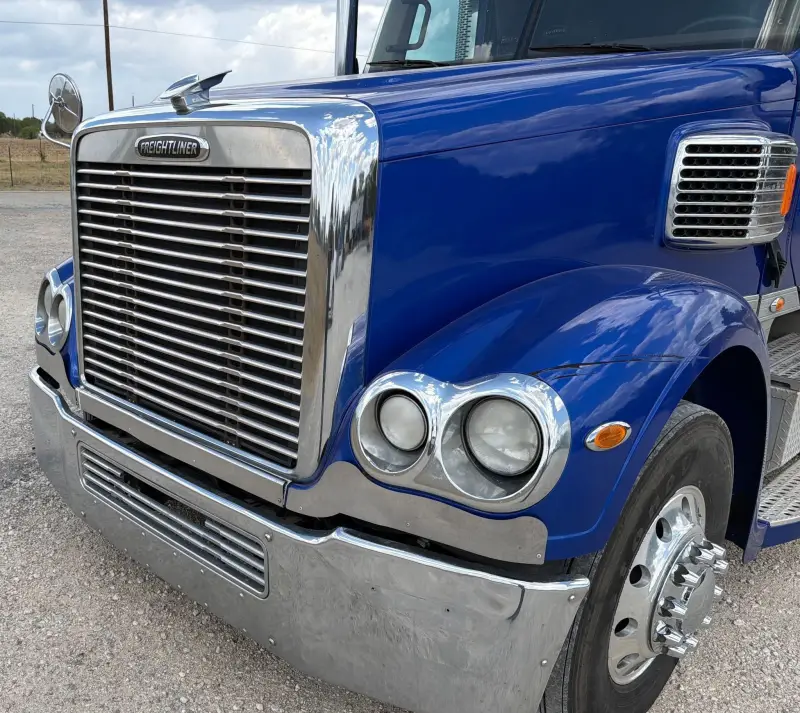 2020 Freightliner Coronado glider kit photo 12