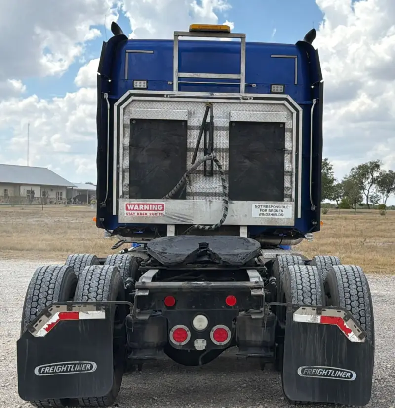 2020 Freightliner Coronado glider kit photo 6