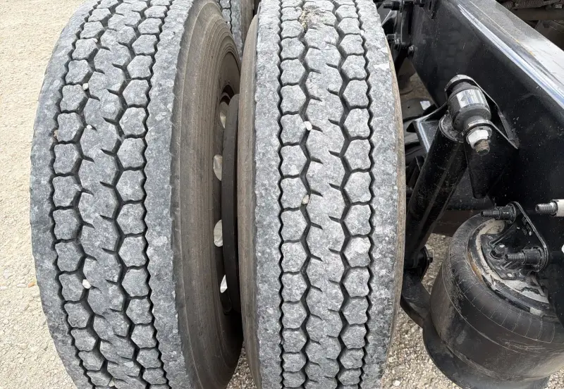 2020 Freightliner Coronado glider kit photo 91