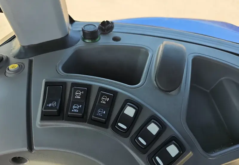 2019 New Holland Powerstar 100 photo 45