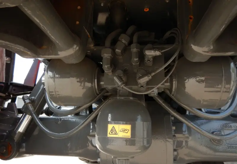 2019 Massey-Ferguson 7724S photo 71